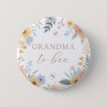 おばあちゃん赤ちゃんシャワーボタン 缶バッジ<br><div class="desc">カラフルの花や（昆虫）マルハナバチを特徴とする、この甘いボタンであなたは誰もが知っておばあちゃん。</div>