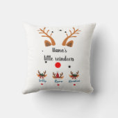 おばあパーソナライズされたちゃんのトナカイ  クッション (裏面)
