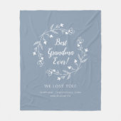 おばあ最高のあの家族の形見グランドキッズダスティブルー フリースブランケット (正面)