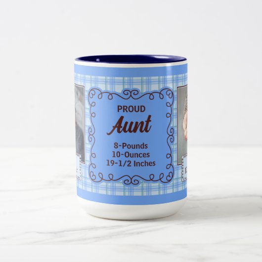 おばさん誇りを持ったの少年の青い格子模様とベビー写真 ツートーンマグカップ (中央)