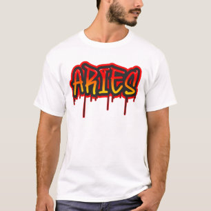 おひつじ座のファイヤーサイン ドリッピング ワード アート スプレー ペイント Tシャツ