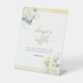 おむつラッフルサイン – それは男の子の赤ちゃんシャワー金ゴールド 台座サイン (正面)