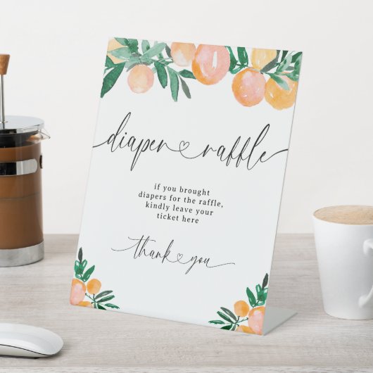 おむつラッフルリトルかわいこちゃん柑橘系ベビーシャワー 台座サイン (インサイチュ)