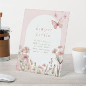 おむつラッフルワイルドフラワーバタフライベイビーシャワー 台座サイン (インサイチュ)