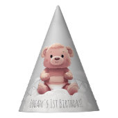 おむつ山の上にかわいいテディベア1歳の誕生日 パーティーハット (正面)