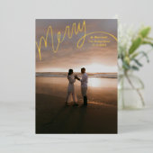 おめでたい手書き文字の結婚写真「Merry」 箔シーズンカード (立ち正面)