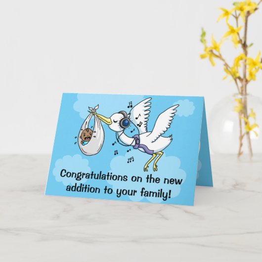 おめでとうおもしろい新生児ストーク カード (黄色い花)