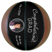 おめでとうございますグラッドブラック卒業写真 バスケットボール (縦)