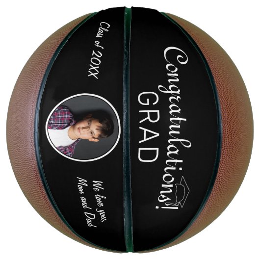 おめでとうございますグラッドブラック卒業写真 バスケットボール (縦)