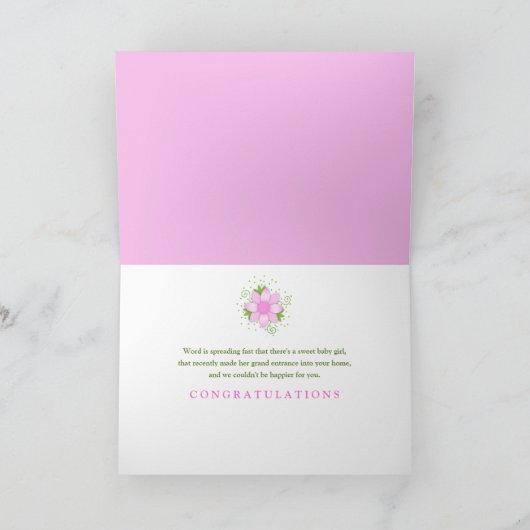 おめでとうございますベビーガールソフトピンクデイジー花 カード (内部)