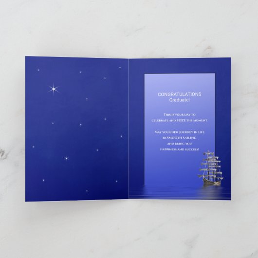 おめでとうございます、卒業生、帆を付けた船、夜 カード (内部)