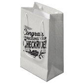 おめでとうのチェックライド通過！ スモールペーパーバッグ (正面アングル)
