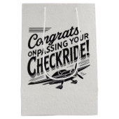 おめでとうのチェックライド通過！ ミディアムペーパーバッグ (裏面)