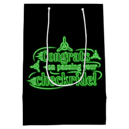おめでとうのチェックライド通過！ ミディアムペーパーバッグ
