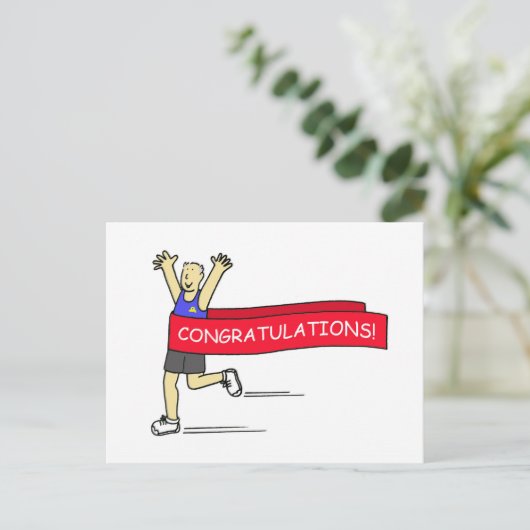 おめでとうのバナーを掲げる男性ランナー ポストカード (スタンド正面)