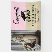 おめでとうの卒業生のピンクの素朴な写真の卒業パーティー 横断幕 (縦)