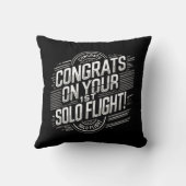 おめでとうの最初の単独飛行 クッション (裏面)