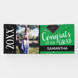 おめでとうをグラッド1枚に毎年 横断幕