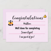 おめでとうカードかわいい顔 – ピンク シーズンカード (正面/裏面)