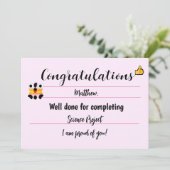 おめでとうカードかわいい顔 – ピンク シーズンカード (スタンド正面)