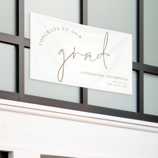 おめでとうグラード金ゴールドスクリプトの卒業発表 横断幕 (ビルの外側)
