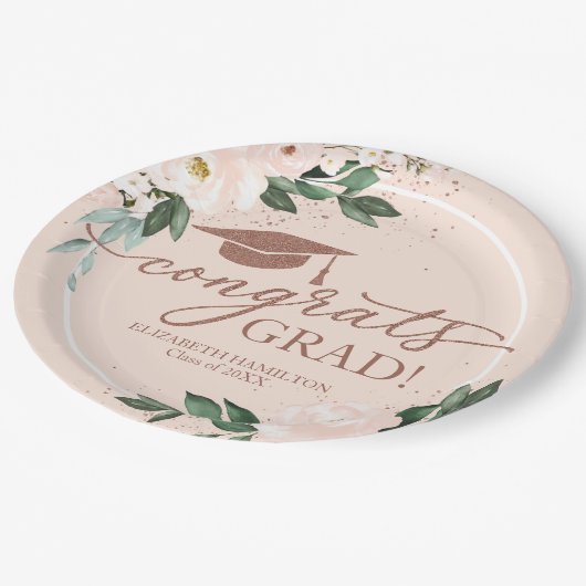 おめでとうズラージピンク赤面フローラ卒業パーティー ペーパープレート (アングル)