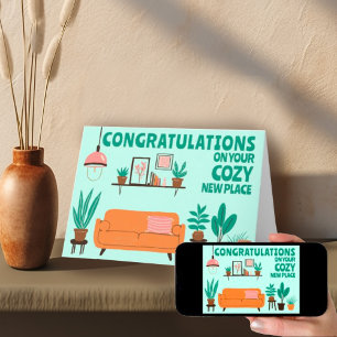 おめでとうニューホームコージーかわいいリビングルーム カード
