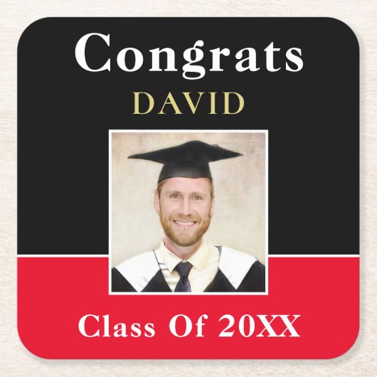 おめでとう名グラッドフォトブラックレッド金ゴールド非公式 スクエアペーパーコースター (正面)