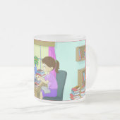 おめでとう学士号、本おもしろい、かわいい女の子 フロストグラスマグカップ (正面右)