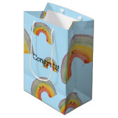 おめでとう!かわいい水彩虹 ミディアムペーパーバッグ (正面アングル)