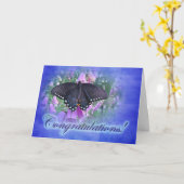 おめでとう – スパイスブッシュアゲハチョウバタフライ カード (黄色い花)