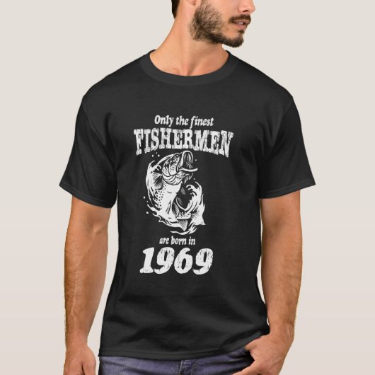 おもしろいおじいちゃんパパの56歳の誕生日の釣り人 Tシャツ (正面)