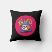 おもしろいかわいいズスケートボード上の寿司 クッション (裏面)