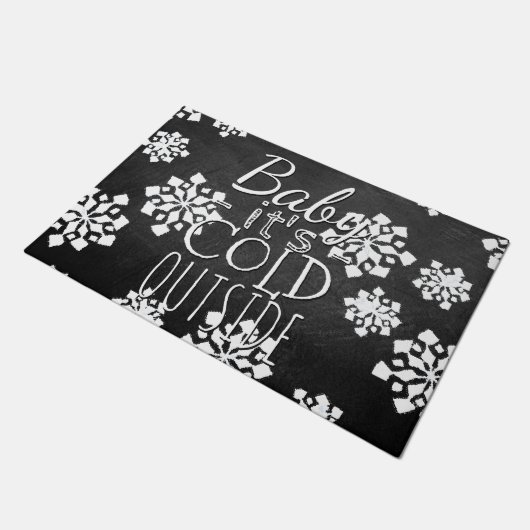 おもしろいかわいいベビーその冷たい外側の黒板 ドアマット (アングル)