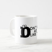 おもしろいことわざ眼球タイポグラフィ コーヒーマグカップ (正面左)