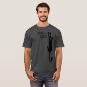 おもしろいつる黒猫が乗っつるている！ユーモアのある Tシャツ (正面フル)