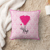 おもしろいでかわいい象及びピンクのダマスク織 クッション (ブランケット)