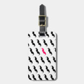 おもしろいでガーリーなピンクおよび黒い髭パターン ラゲッジタグ (正面縦)