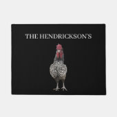 おもしろいでパーソナライズな国の農場の雌鶏 ドアマット (正面)