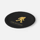 おもしろいで大きい足によってSquatchinの行くサスカッチ ペーパープレート (アングル)