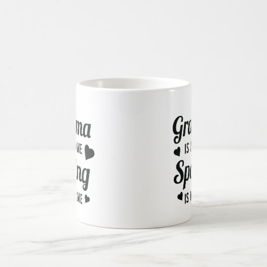 おもしろいで粋な祖母は私に名前のだめになることです私のゲームです コーヒーマグカップ (中央)