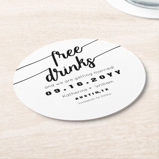 おもしろいで自由な飲み物は白黒日付を救います ラウンドペーパーコースター (アングル)