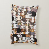 おもしろいと子猫のコラージュ アクセントクッション (裏面(縦))