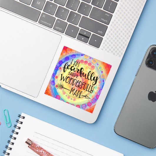 おもしろいと恐ろしく素晴らしく作られた幸せ シール (ノートパソコンとiPhone)