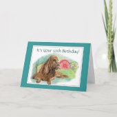 おもしろいなしわを寄せられたハウンドドッグの老齢期の第50誕生日 カード (正面)