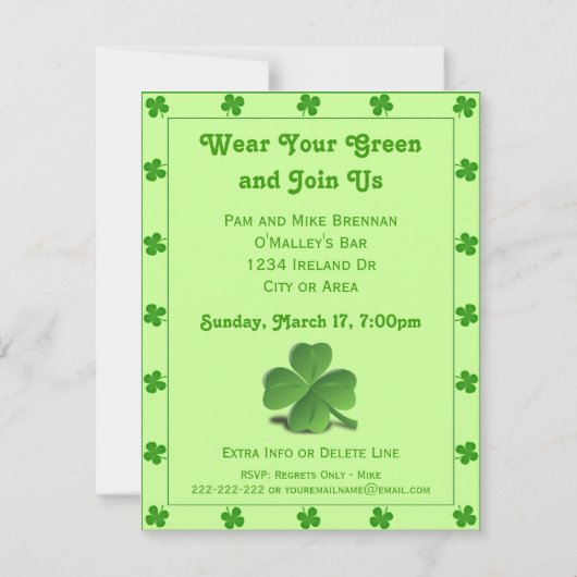 おもしろいなアイルランド犬のシャムロックの帽子の緑のボーダーパーティー 招待状 (裏面)