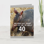 おもしろいなアルマジロのカスタムなバースデー・カードのユーモア カード (正面)