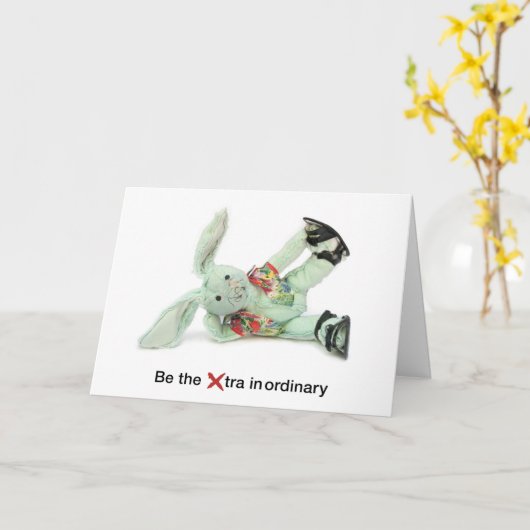 おもしろいなウサギのバースデー・カード。 異常があって下さい カード (黄色い花)