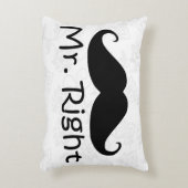 おもしろいなカップルのクッション、氏権利、右の夫人常に アクセントクッション (正面(垂直))