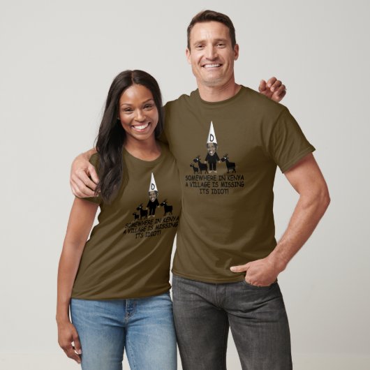 おもしろいなケニアの村の馬鹿のアンチオバマ Tシャツ (ユニセックス)